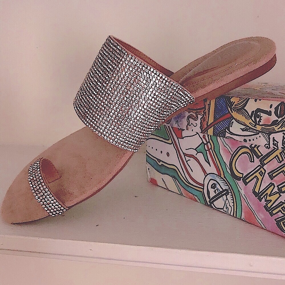 New!! genuine suede ring toe embellished sandals